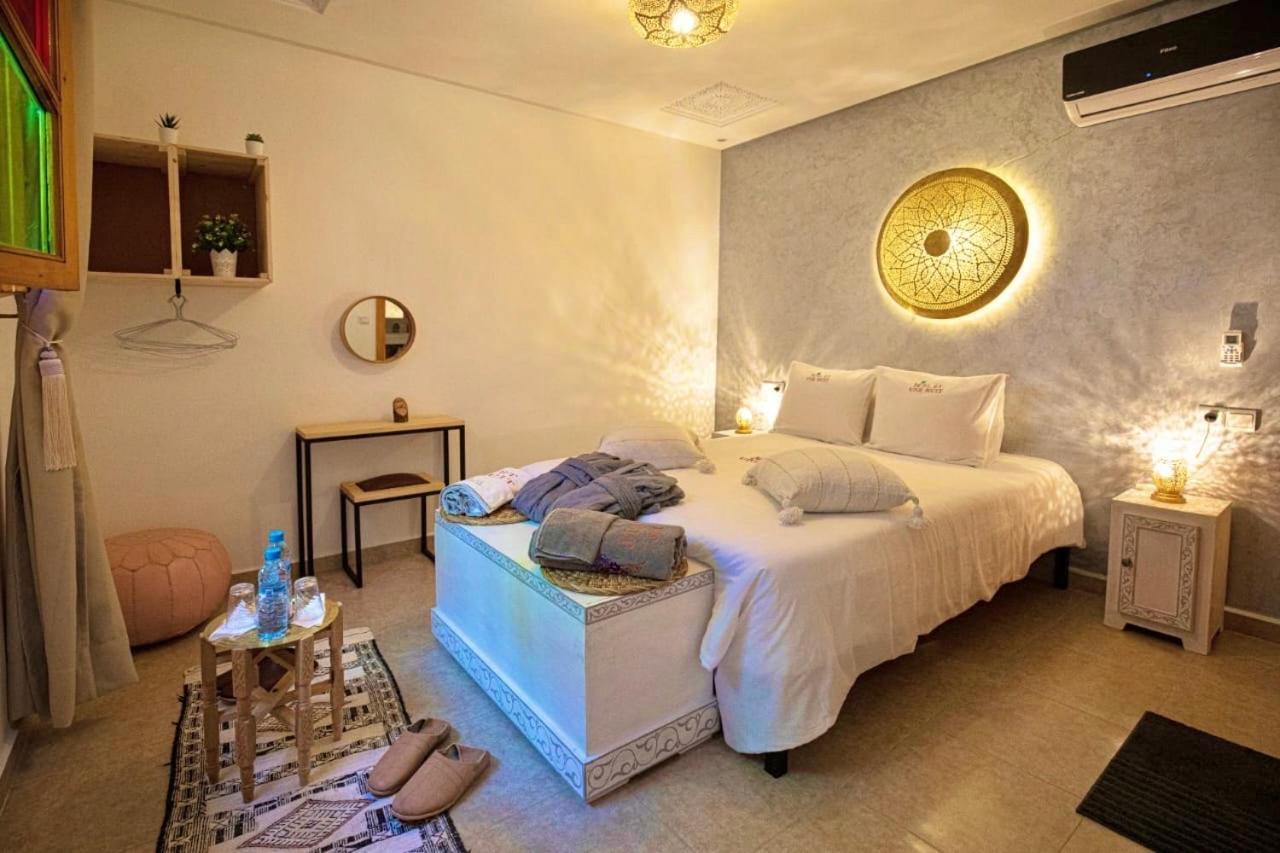Riad Miel & Une Nuit Marrakesh Exteriör bild